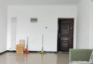 想做工作室，美容的来吧，大三室外加储藏室，位置好，上客多！！ - 郑州28生活网 zz.28life.net